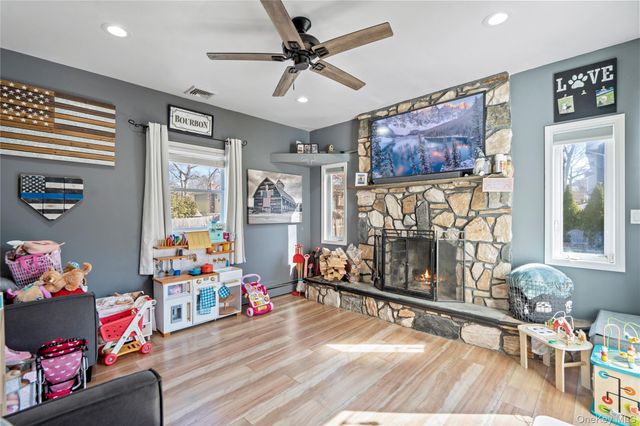 281 Breeze Avenue, Ronkonkoma, NY 11779