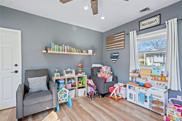 281 Breeze Avenue, Ronkonkoma, NY 11779