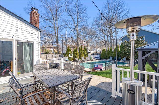 281 Breeze Avenue, Ronkonkoma, NY 11779