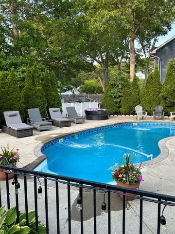 281 Breeze Avenue, Ronkonkoma, NY 11779