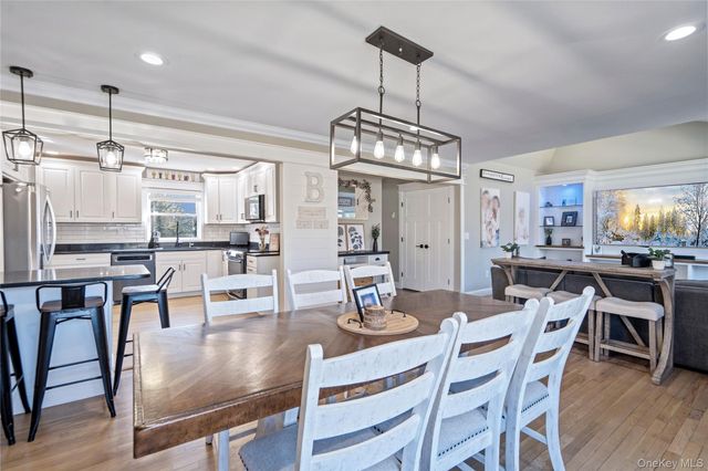 281 Breeze Avenue, Ronkonkoma, NY 11779