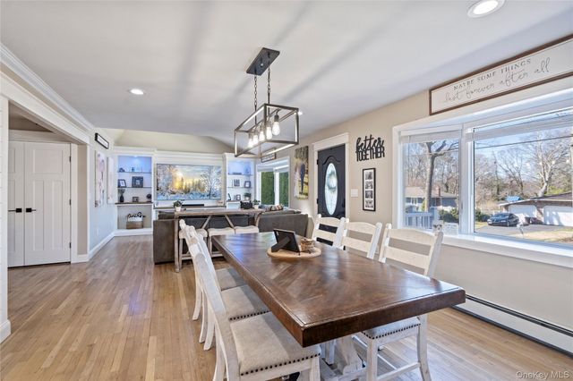 281 Breeze Avenue, Ronkonkoma, NY 11779