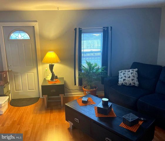 695 W KINGS HWY, Coatesville, PA 19320