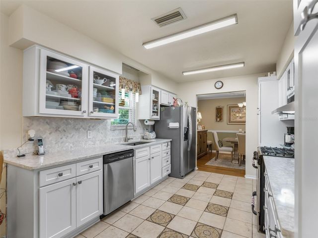 1622 NEW ABBEY AVENUE, Leesburg, FL 34788