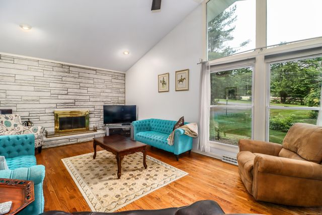 118 Pulaski Highway, Ansonia, CT 06401