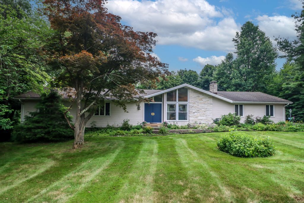 118 Pulaski Highway, Ansonia, CT 06401