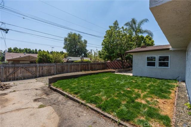 16275 Dianthus Avenue, Fontana, CA 92335