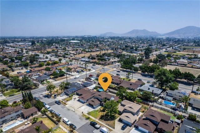 16275 Dianthus Avenue, Fontana, CA 92335