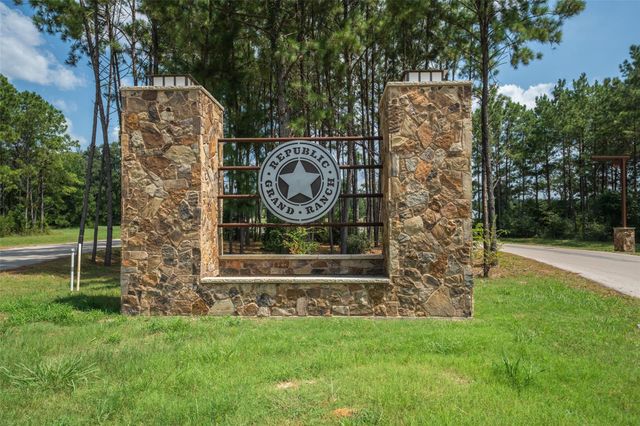 12046 Compassion Lane, Willis, TX 77378