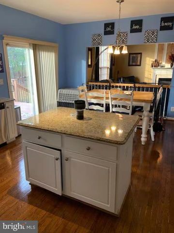 10411 KENTSDALE DR, Waldorf, MD 20603