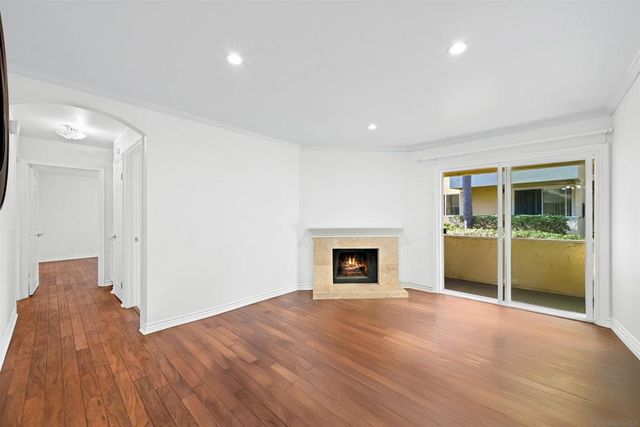 9939 Erma Rd 101, San Diego, CA 92131