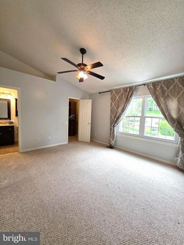 6626 CYPRESS POINT RD, Alexandria, VA 22312