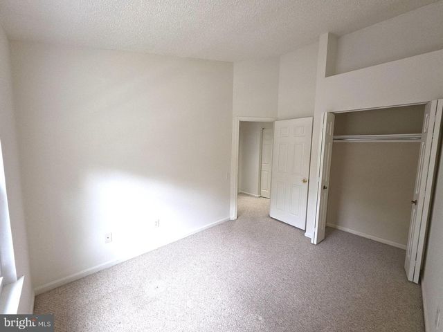 6626 CYPRESS POINT RD, Alexandria, VA 22312