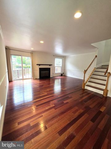 6626 CYPRESS POINT RD, Alexandria, VA 22312