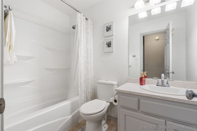 10730 E 120th Court N, Collinsville, OK 74021