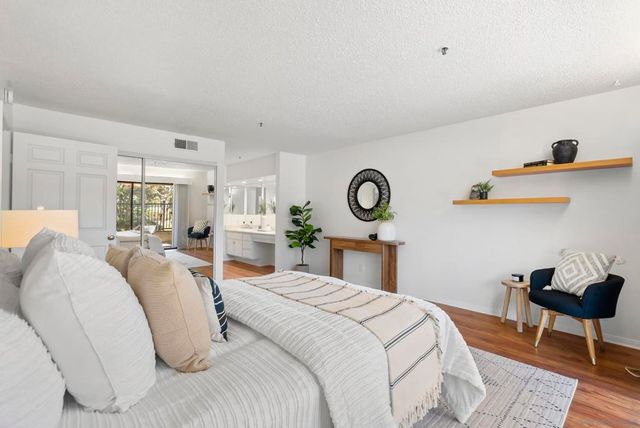 5745 Friars Rd 81, San Diego, CA 92110