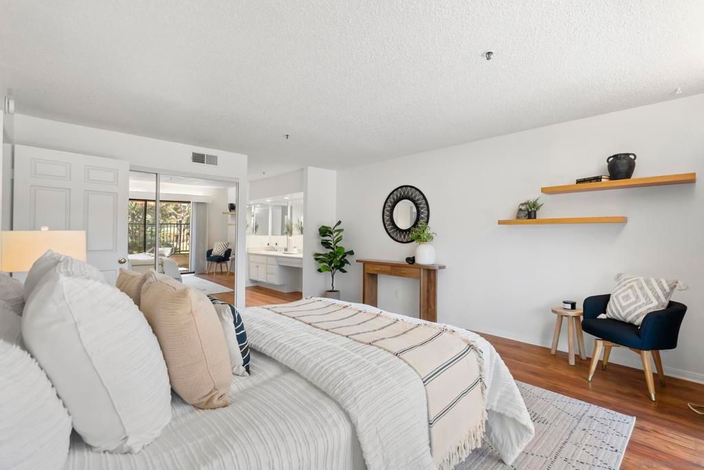 Image 15 of property listing at 5745 Friars Rd 81, San Diego, CA 92110