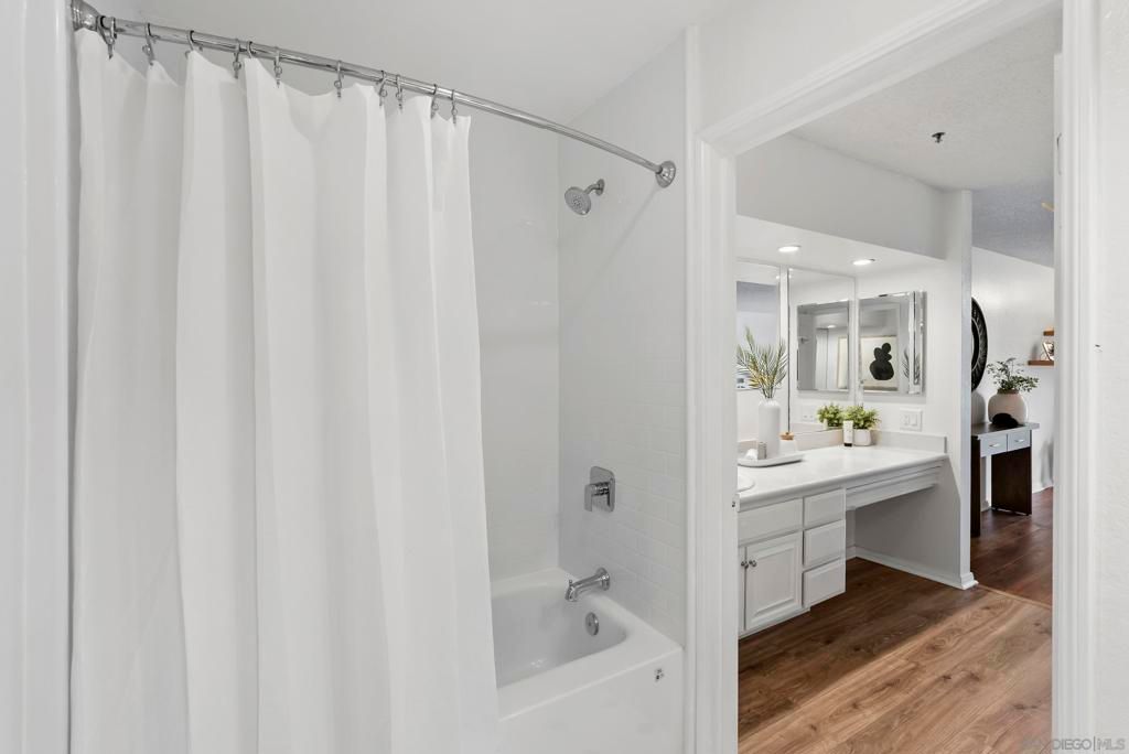 Image 23 of property listing at 5745 Friars Rd 81, San Diego, CA 92110