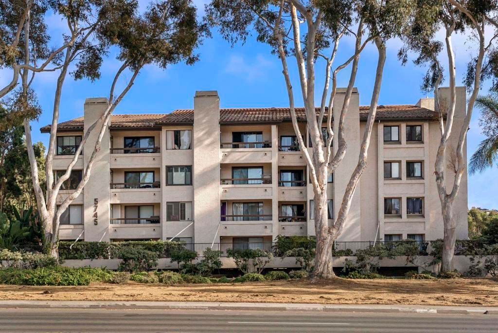 Image 44 of property listing at 5745 Friars Rd 81, San Diego, CA 92110