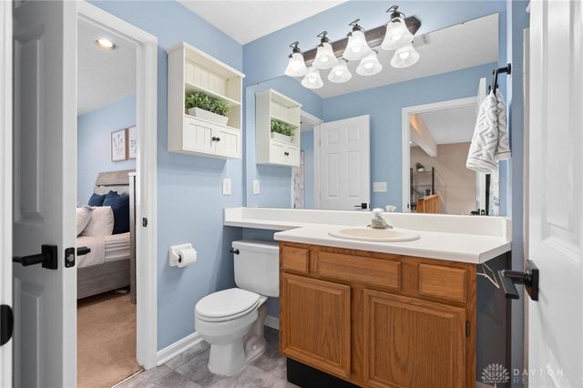 1156 Bay Harbour Circle, Dayton, OH 45458