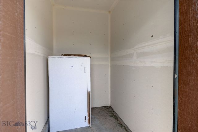 2221 Willow Drive 201-B, Livingston, MT 59047