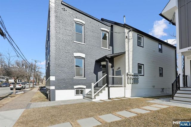 135 Forest Street 2R, Montclair, NJ 07042