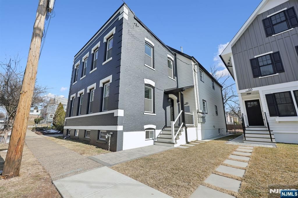 135 Forest Street 2R, Montclair, NJ 07042