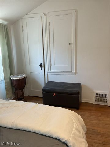 19409 Cherokee Avenue, Cleveland, OH 44119