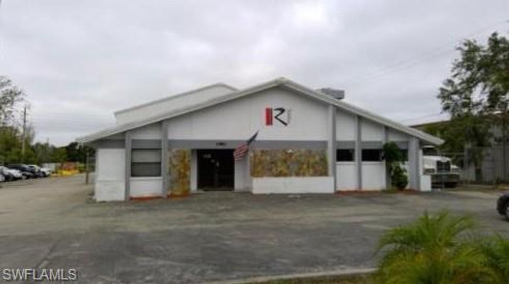 2980 Cargo ST, FORT MYERS, FL 33916 — exterior