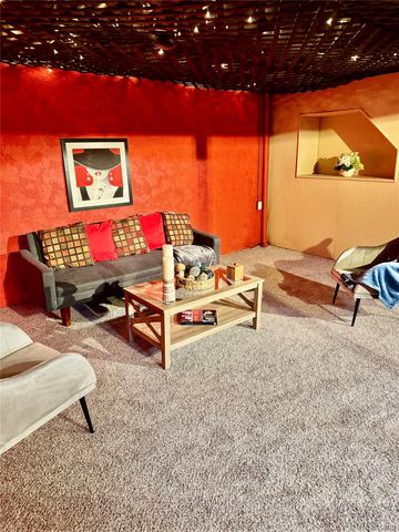 18499 Kesh Street, Southfield, MI 48076