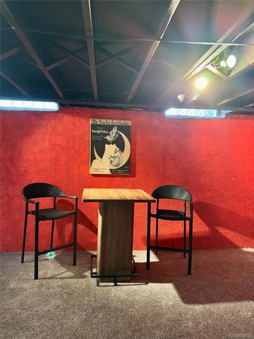 18499 Kesh Street, Southfield, MI 48076