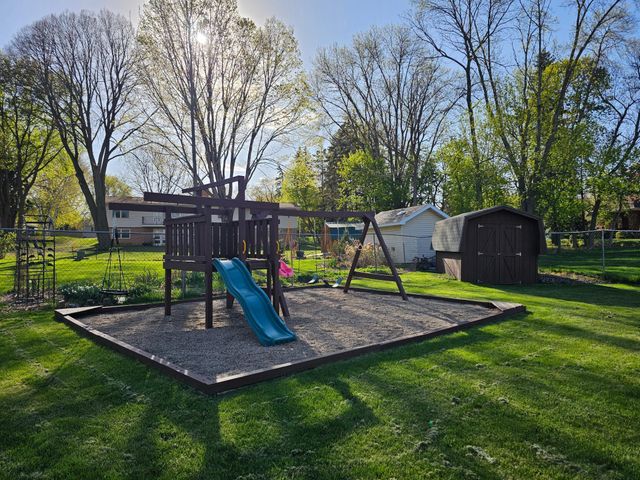 2026 5th Street SW, Willmar, MN 56201