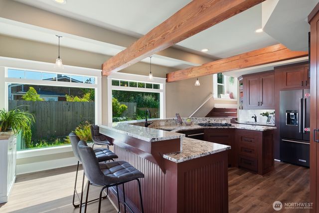 1118 4th Street, Anacortes, WA 98221