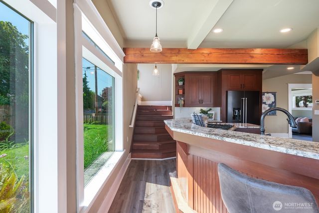 1118 4th Street, Anacortes, WA 98221