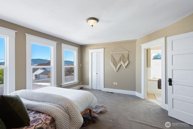 1118 4th Street, Anacortes, WA 98221