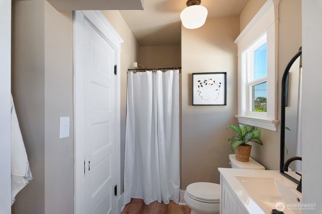 1118 4th Street, Anacortes, WA 98221