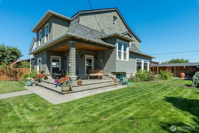 1118 4th Street, Anacortes, WA 98221