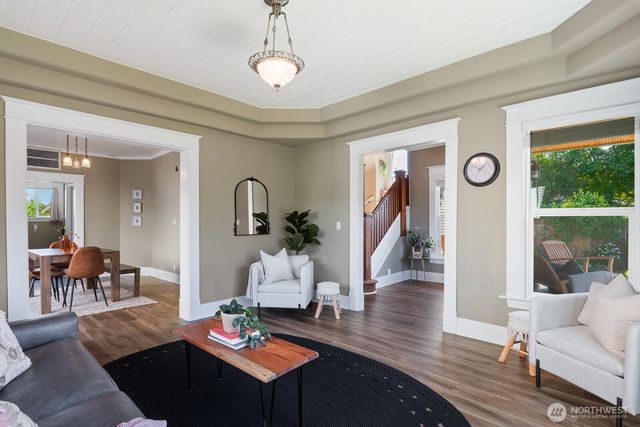 1118 4th Street, Anacortes, WA 98221