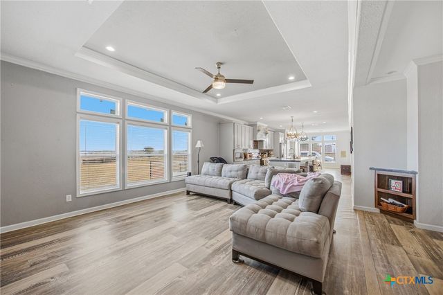 653 County Road 390, Gonzales, TX 78629