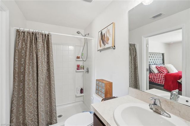 3306 Acapulco CIR, Cape Coral, FL 33909