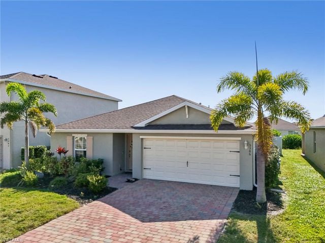 3306 Acapulco CIR, Cape Coral, FL 33909