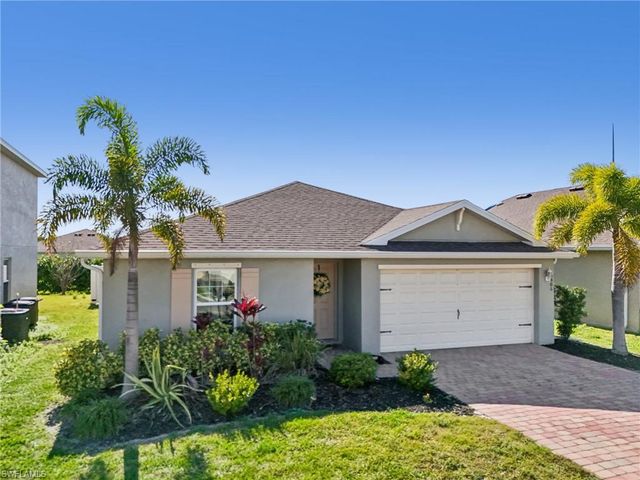 3306 Acapulco CIR, Cape Coral, FL 33909