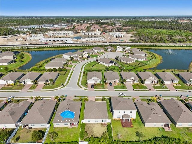 3306 Acapulco CIR, Cape Coral, FL 33909