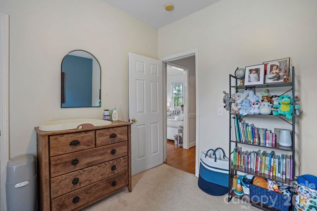 2925 24th Street Drive NE, Hickory, NC 28601