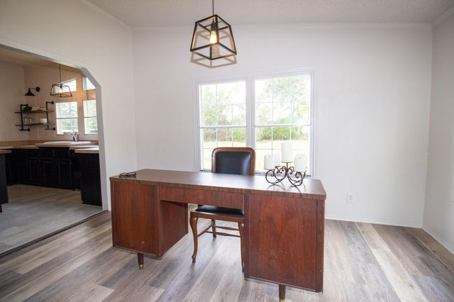 42857 Henson Road, Hempstead, TX 77445