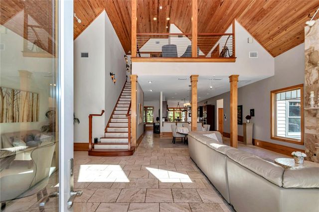 7000 NW HWY 320, Micanopy, FL 32667