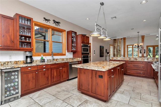 7000 NW HWY 320, Micanopy, FL 32667