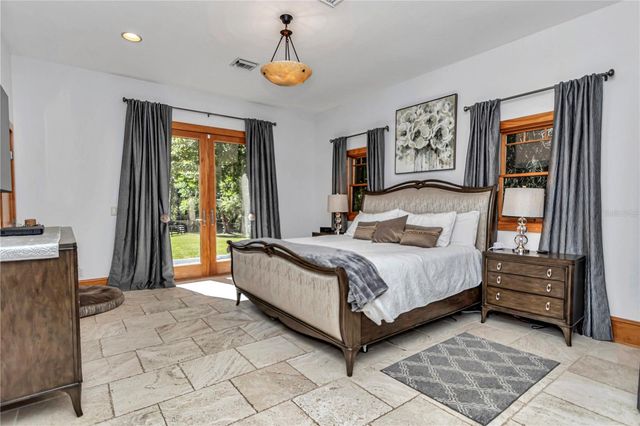 7000 NW HWY 320, Micanopy, FL 32667