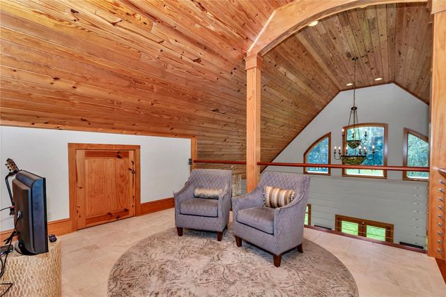 7000 NW HWY 320, Micanopy, FL 32667