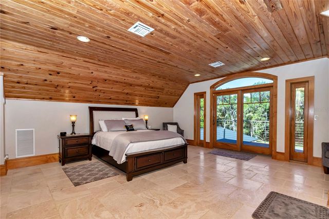7000 NW HWY 320, Micanopy, FL 32667